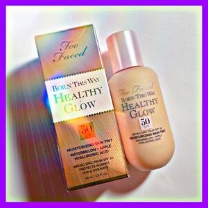 Too Faced Born This Way Healthy Glow Moisturizing Skin Tint 30 SPF / Almond
